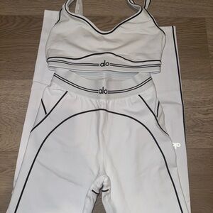 ALO Yoga White Leggings with Black Trim